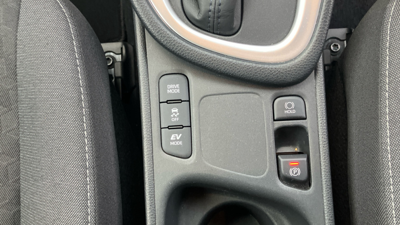 Toyota Yaris 1.5 Hybrid Design 5dr CVT Hybrid Hatchback